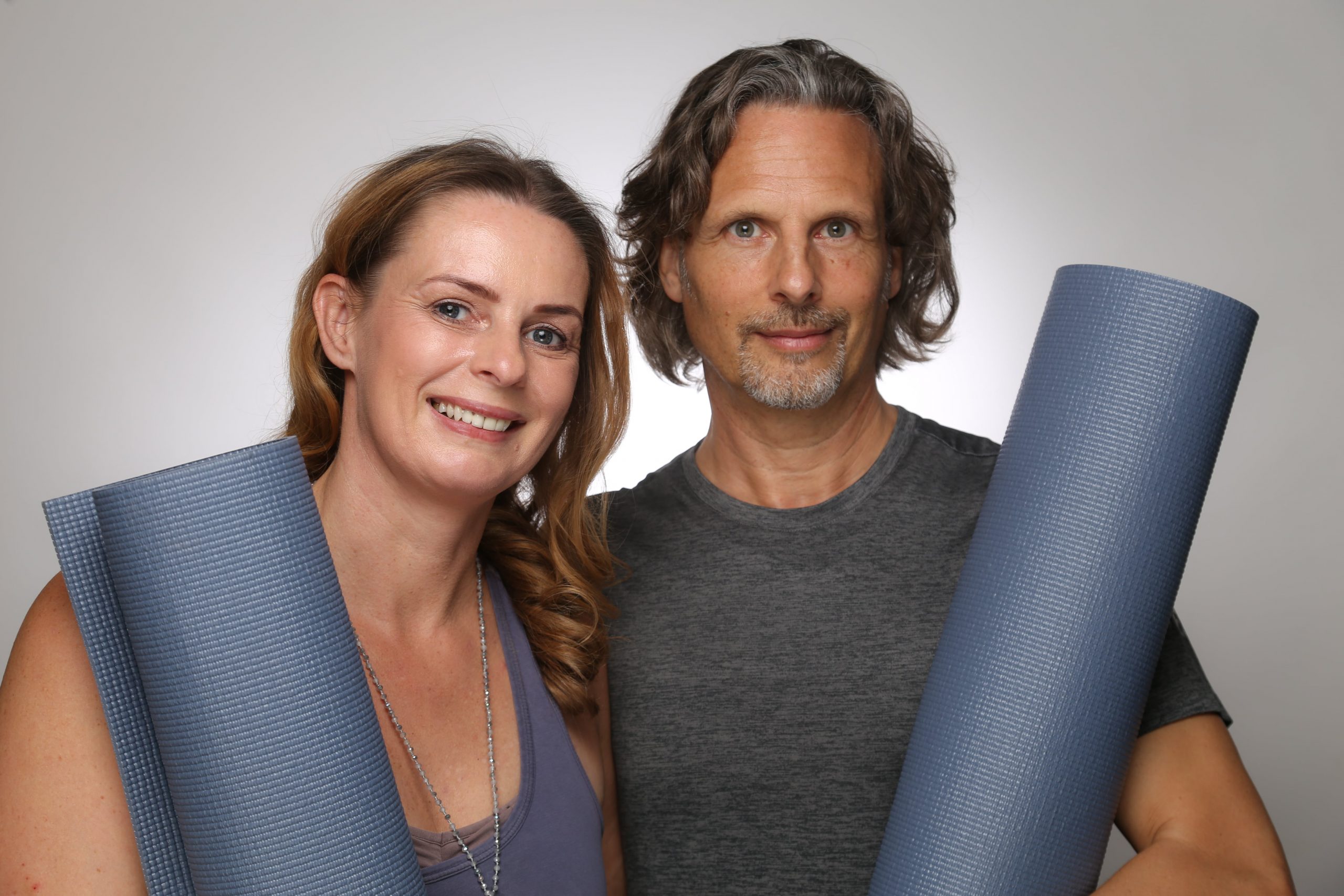 Teilnehmende des Yoga Aufbaulehrgangs 300h im Yogazentrum Mödling