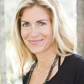Helga Baumgartner Yin Yoga